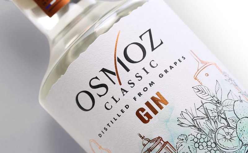 松子酒包裝設計,結合現代和傳統，添加了一點“手工設計