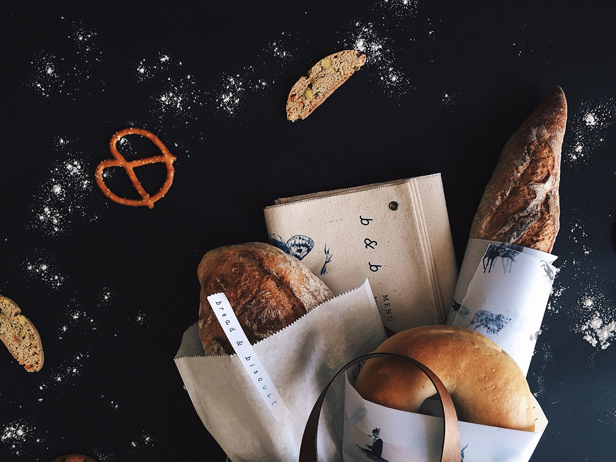 概念化早餐,面包與餅干食品飲料包裝設(shè)計