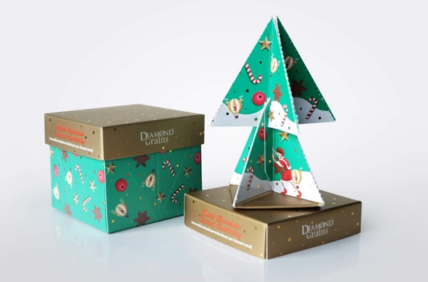 巧克力盒化身圣誕樹！包裝結構創意為顧客帶來的驚喜體驗